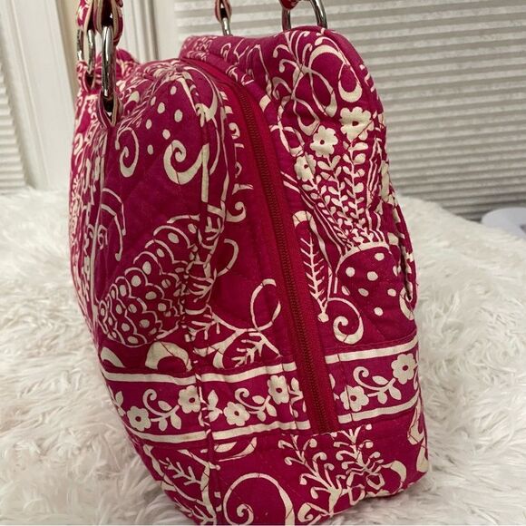 Vera Bradley Large Casual/ Travel Shoulder Hand Bag in “Twirly Bird Pink" Print - Picture 4 of 13